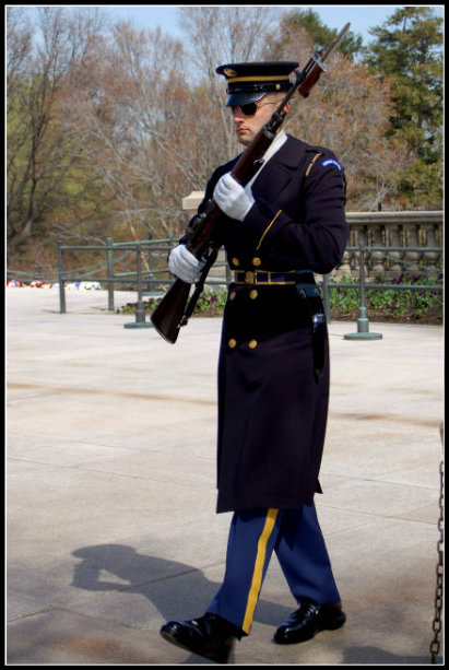 tomb of the unknown soldier, guard change, arlington cemetery, washington dc