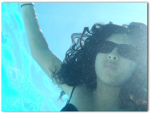 underwater photo, waterproof camera