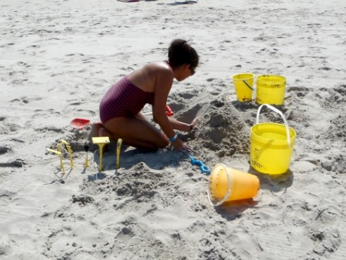 sabreena building sandcastle