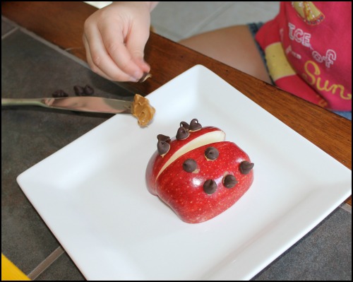Ladybug Apple Snack #kidsinthekitcen