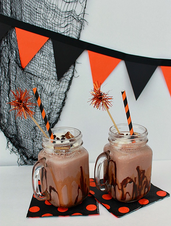 Double Chocolate Candy Bar Milkshake #TruMooTreats