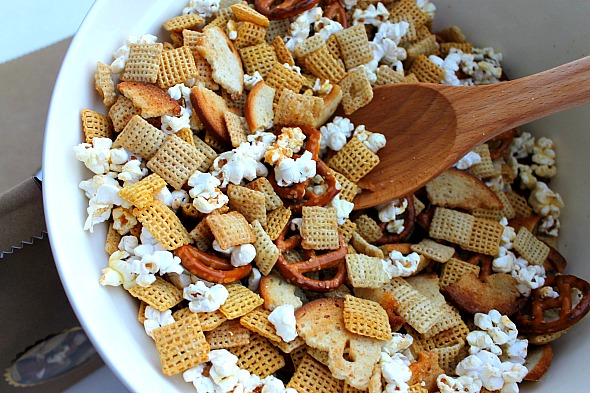 Chex Mix Sweet and Spicy Snack for the Holidays