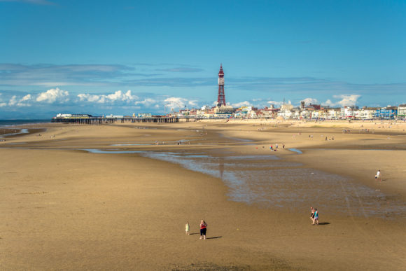 Blackpool_Beach_and_Tower_(7815038808)