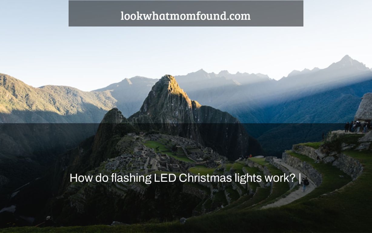 How do flashing LED Christmas lights work?