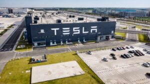 rajkotupdates.news : political leaders invited elon musk to set up tesla plants in their states