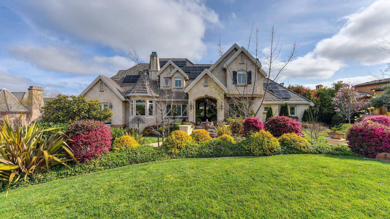 functional landscaping, landscaping design ideas, landscape design services, sustainable yard features, garden layout tips, residential landscaping solutions, outdoor space renovation, eco-friendly landscaping, landscape architecture benefits, landscape upgrade ideas